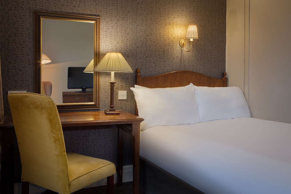 Room, 1 Double Bed (Compact) - Photo 1