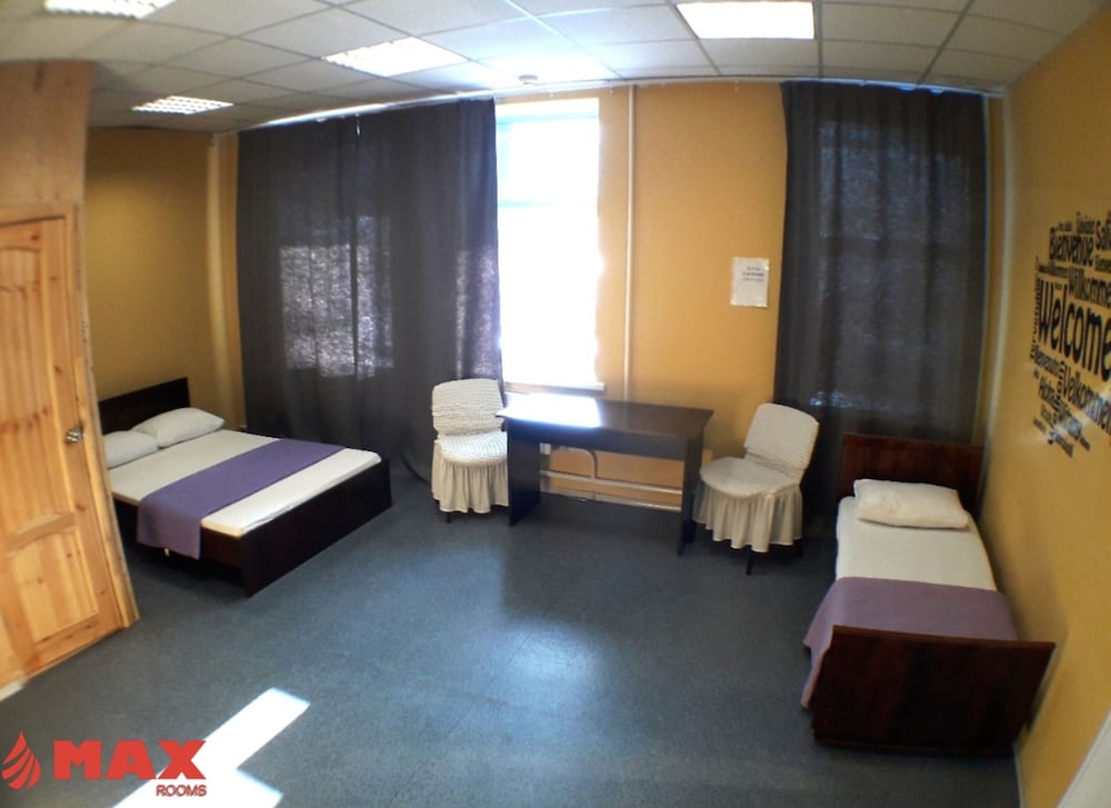 Family Triple Room, City View photo 1