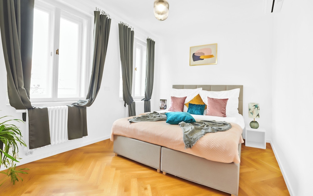Apartment, Kitchen 6C