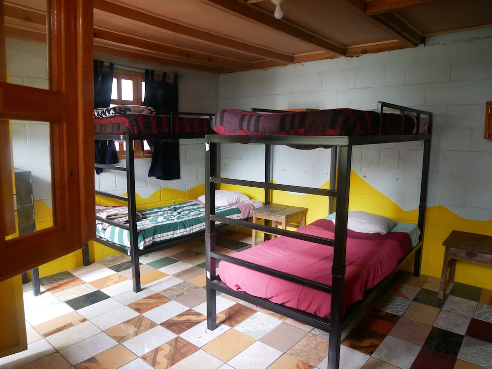Basic Double Room, Non Smoking Atitlan 2 photo 2