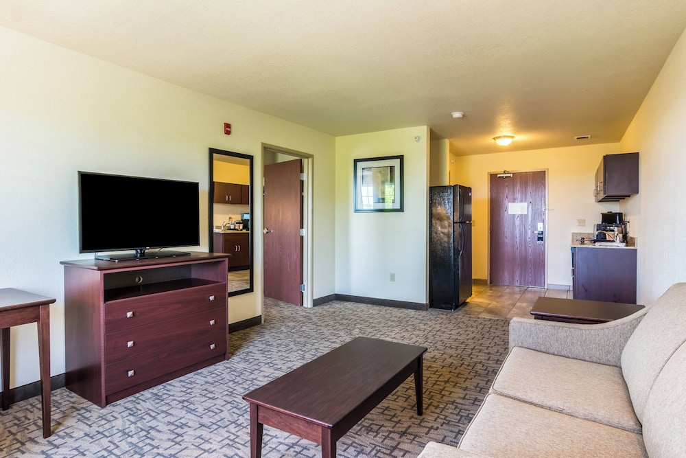 Suite, Multiple Beds, Non Smoking (Extended Stay) photo 1