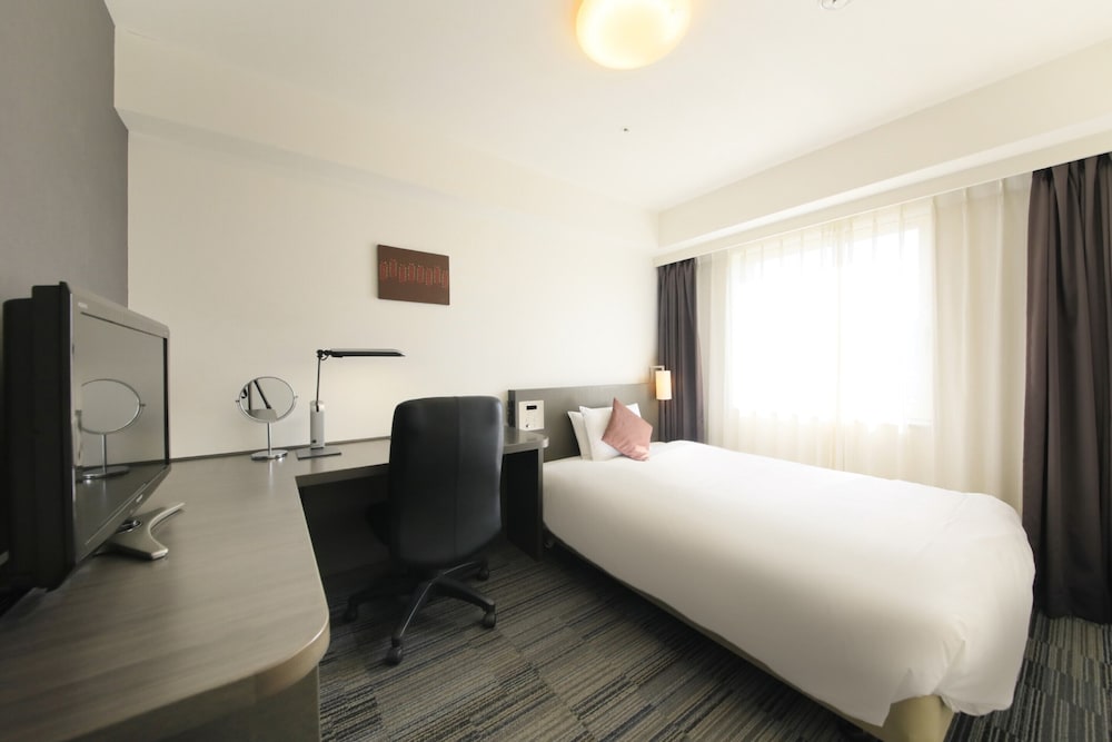 Standard Double Room Single Use, Non Smoking photo 3