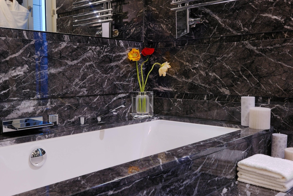Penthouse, Multiple Beds (Ritz-Carlton,Club Lounge Access) photo 2