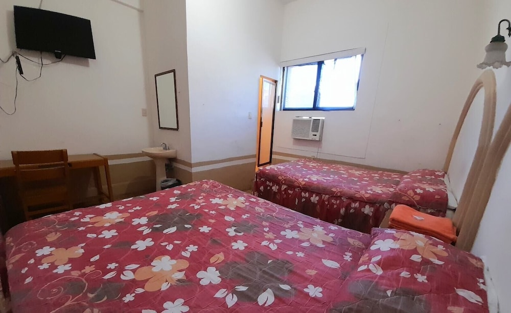 Standard Room, 2 Double Beds photo 1