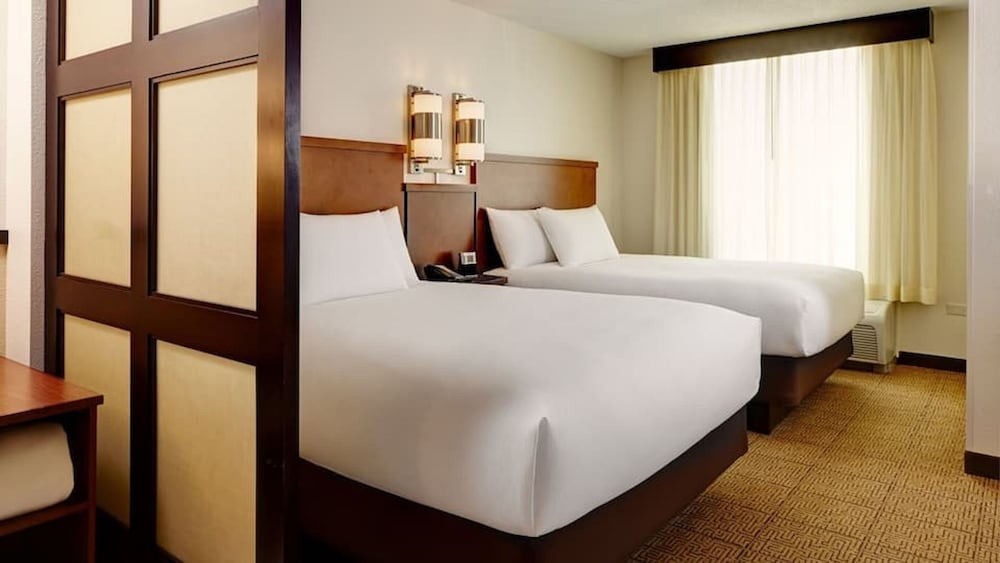 Room, Multiple Beds (High Floor) photo 2