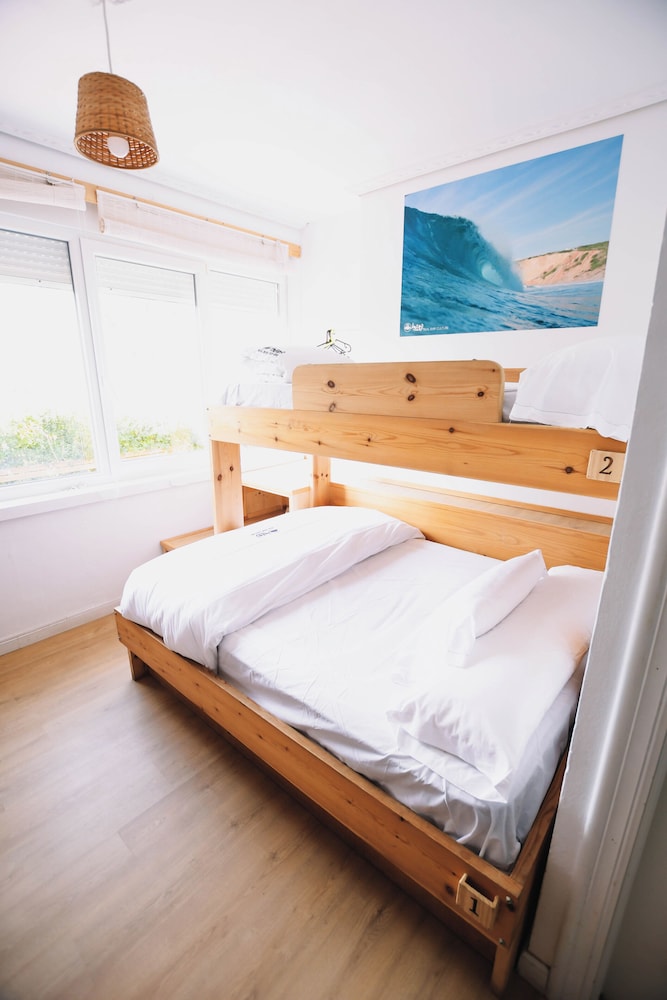 Basic Shared Dormitory ((Bed in 4-bed))