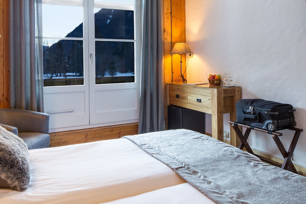 Superior Double or Twin Room (Mont Blanc) - Photo 3