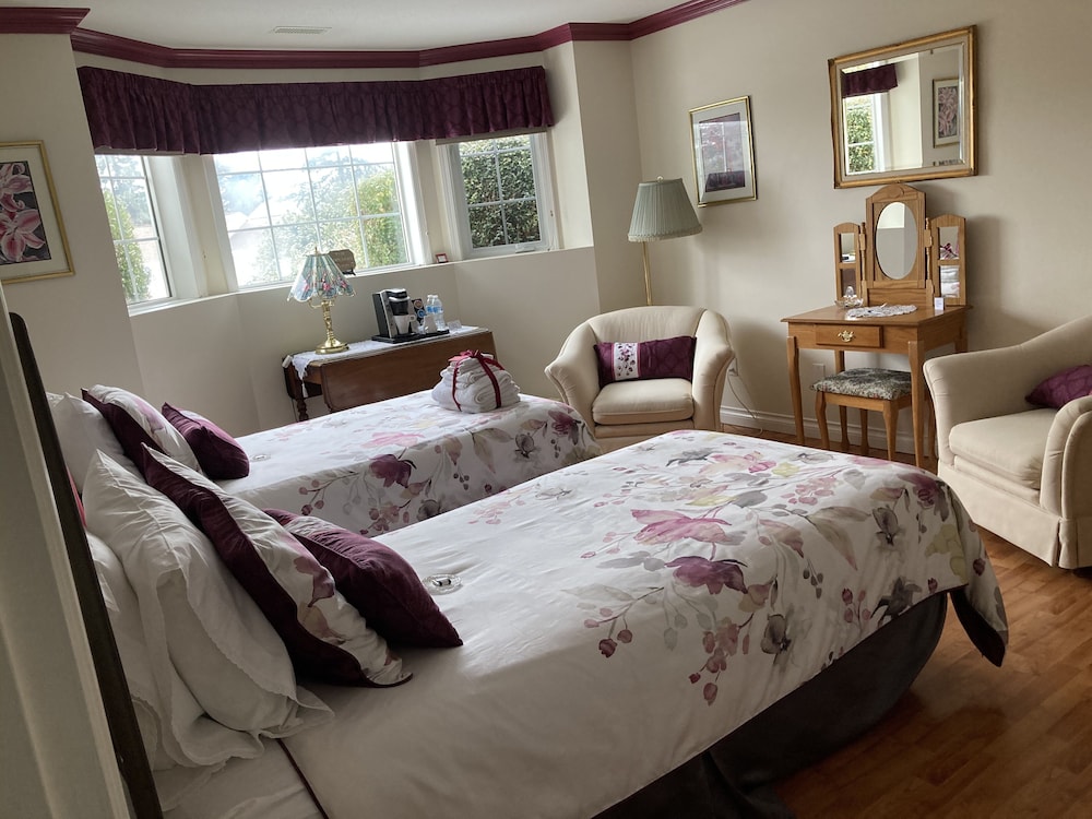 Single Room, 2 Twin Beds photo 1