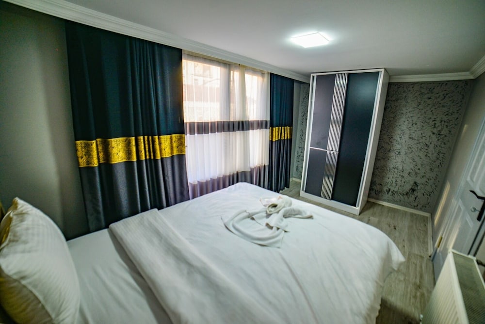 Luxury Triple Room photo 1