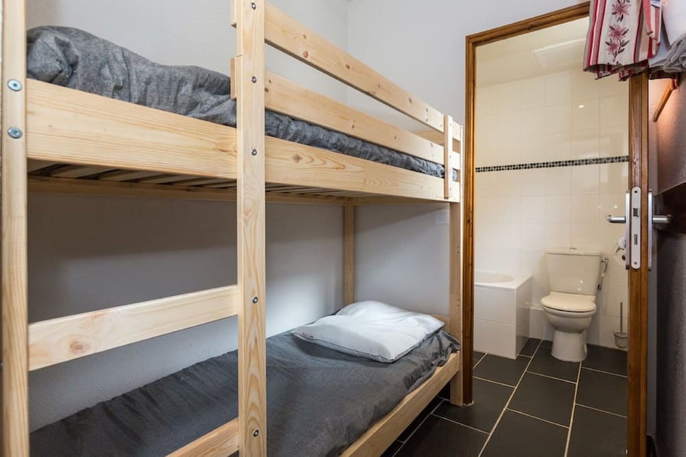 Apartment, Ensuite, Mountain View (AW 201) photo 1