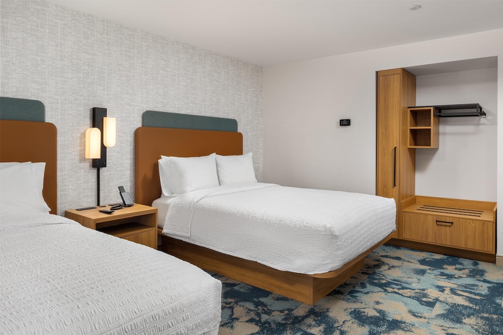 Room, 2 Queen Beds, Accessible (Hearing)