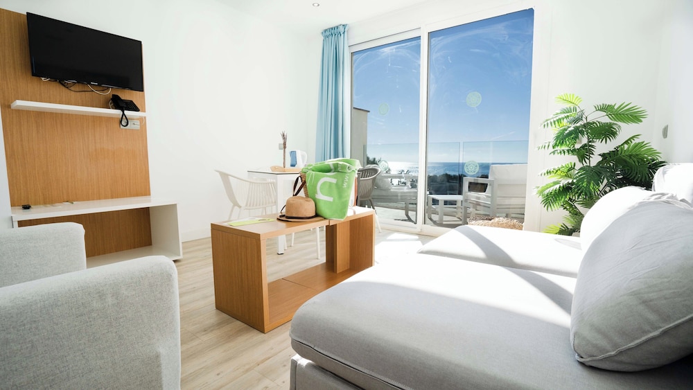 Superior Apartment, Balcony, Sea View - Photo 6