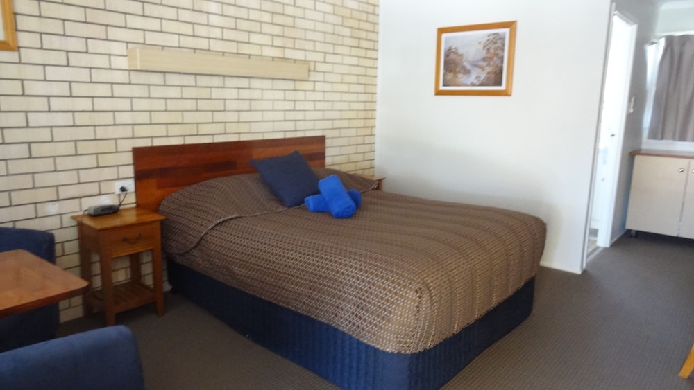 Deluxe King room photo 3