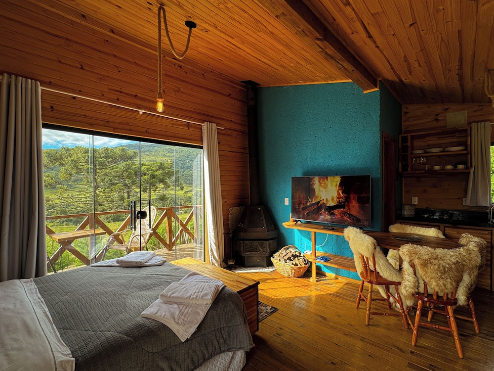 Chalet, Mountain View photo 1