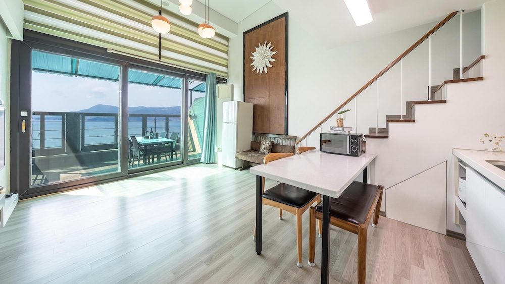 Basic Room, 1 Bedroom (102) - Photo 1