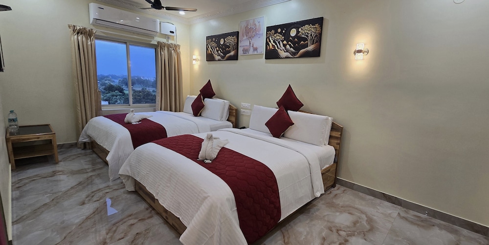 Deluxe Studio Suite