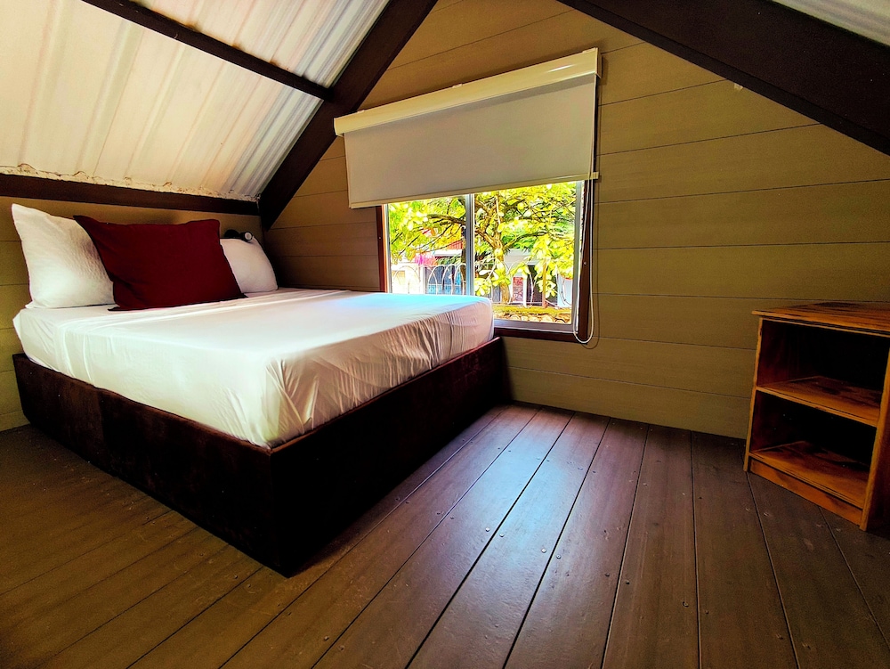 Club Quadruple Room photo 2