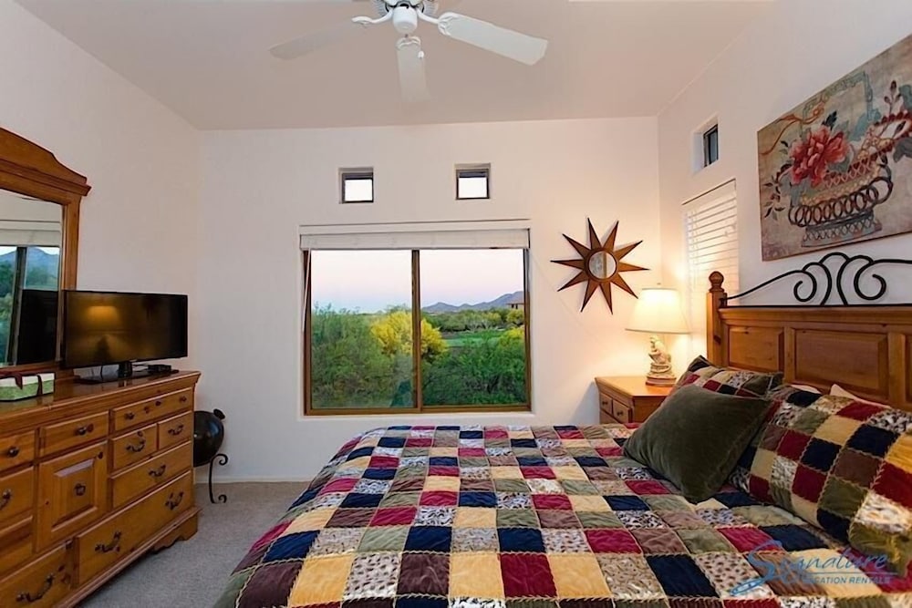 Condo, 3 Bedrooms, Mountain View photo 2