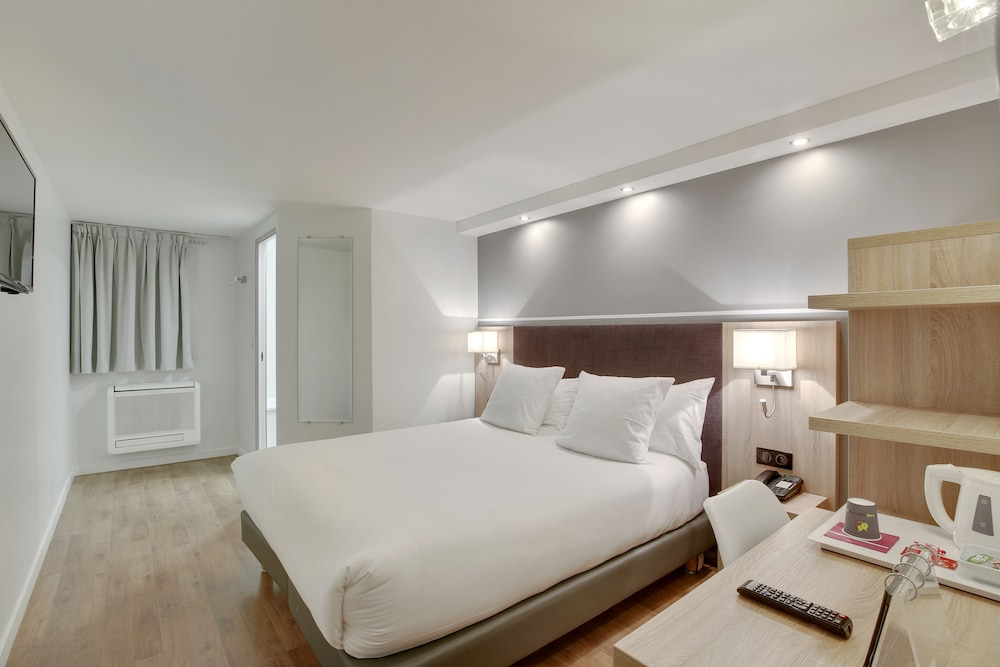 Standard Twin Room - Photo 3