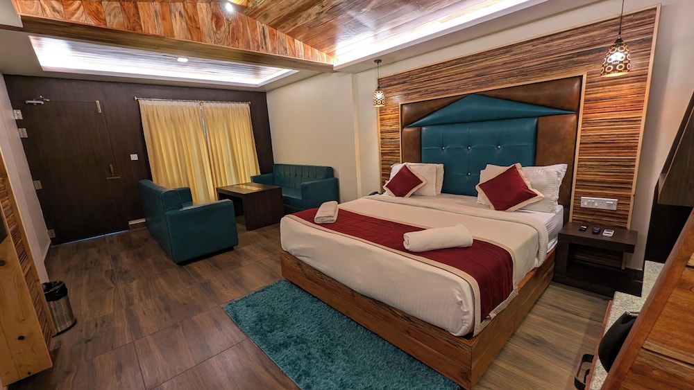 Executive Room - Photo 5