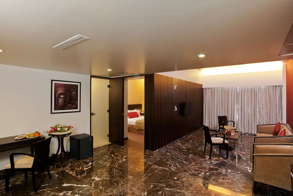 Suite photo 1