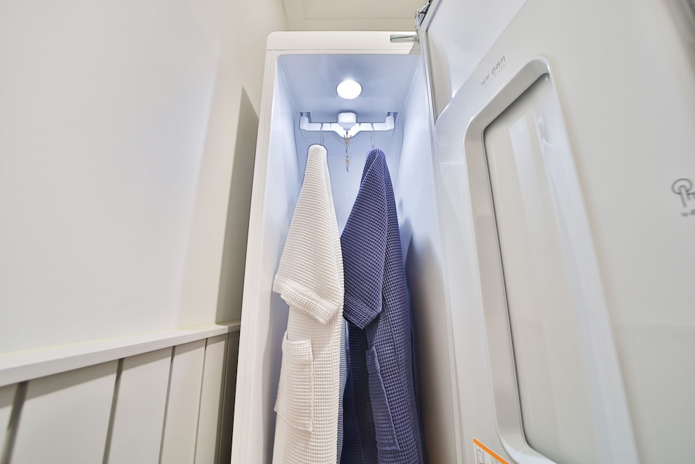 Signature Premium Room - Photo 24