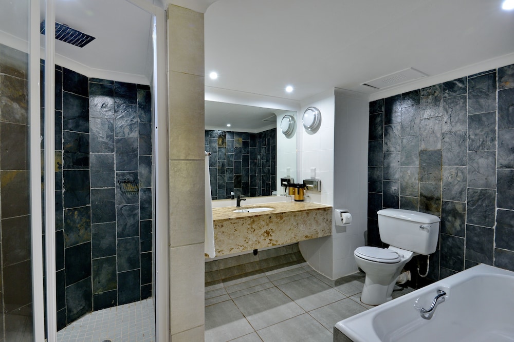 Family Room - Photo 7