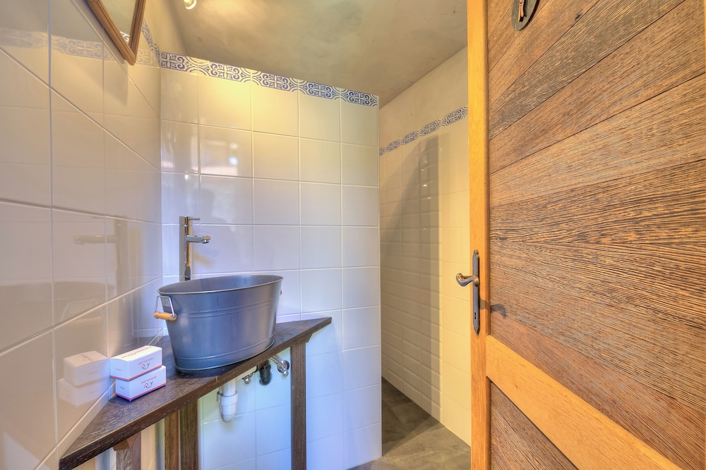 Family House, 1 Bedroom, 2 Bathrooms, Mountainside (Country Side Of Lake Maggiore) photo 2
