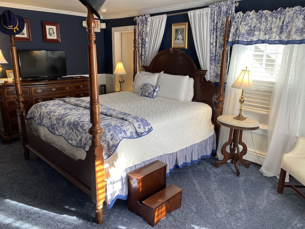 Lincoln Suite in the Main Inn photo 3