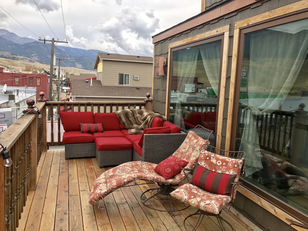 301 Penthouse Suite Park Mountain View with Deck photo 3
