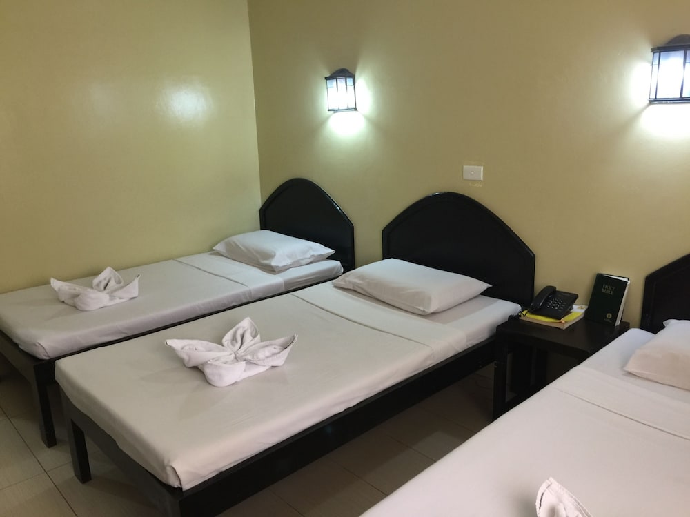 Standard Triple Room - Photo 3