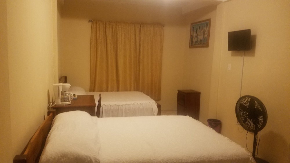 Deluxe Triple Room photo 2