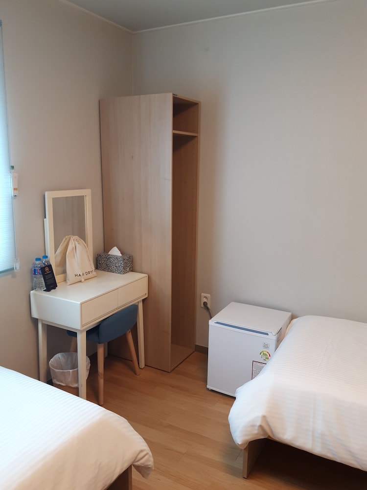Superior Twin Room photo 2