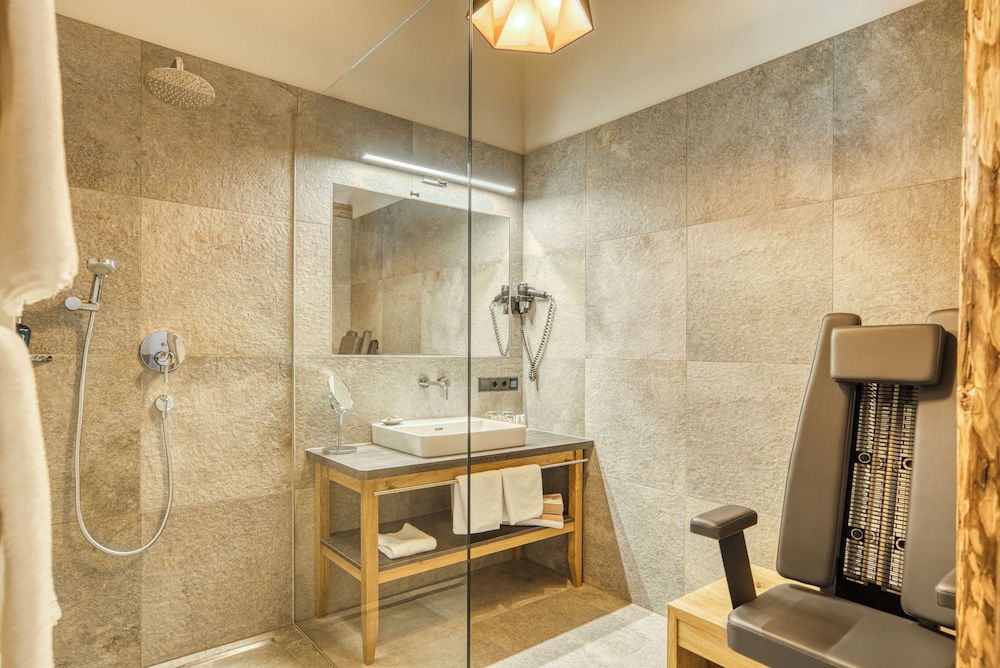 Studio Suite photo 2
