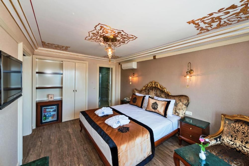 Executive Room photo 2