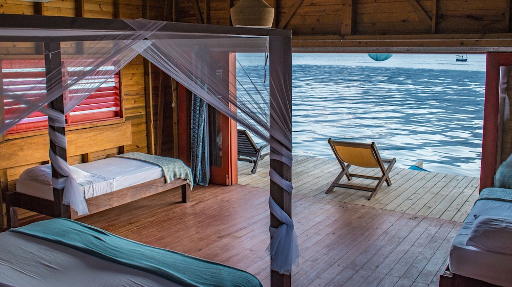 Deluxe Bungalow, Multiple Beds, Balcony, Ocean View (Overwater)