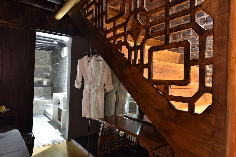 Luxury Blackbrick Room photo 3