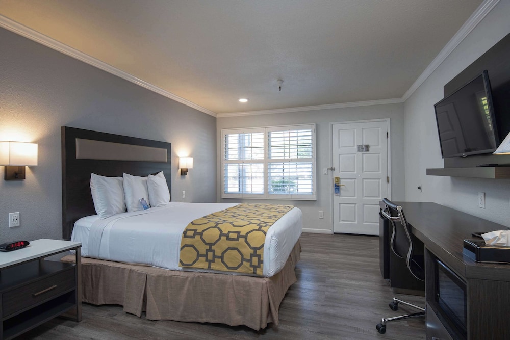 Room, 1 Queen Bed, Accessible, Non Smoking - Photo 6
