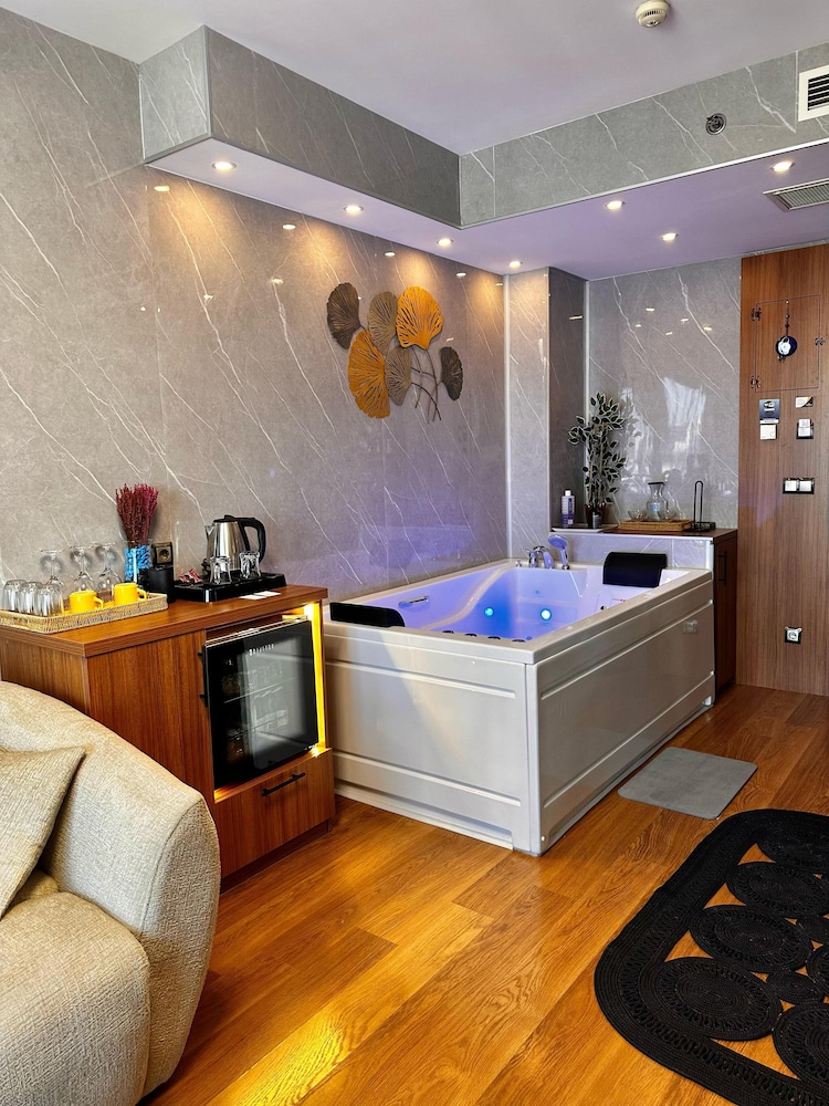 Executive Room, 1 Bedroom, Jetted Tub photo 2