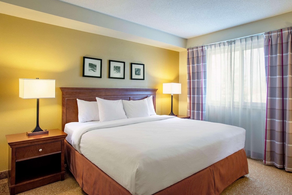 Suite, 1 Bedroom, Accessible, Non Smoking (Exterior)