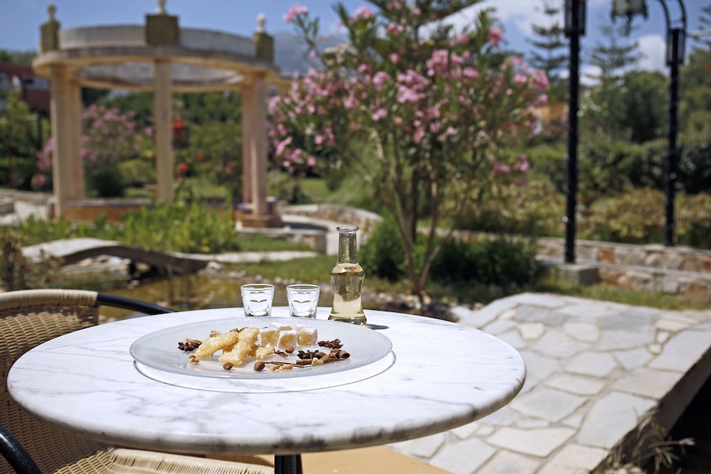 Double Room, Terrace, Garden View - Photo 1