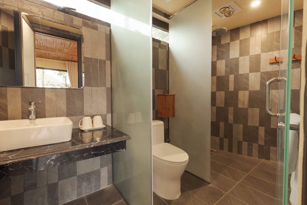 Suite, 1 Bedroom, Garden View photo 3