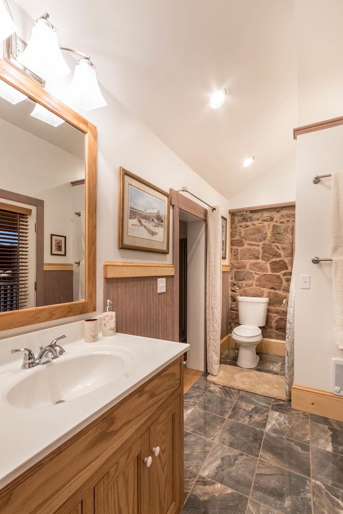 Garden Suite (Private Bathroom) photo 2
