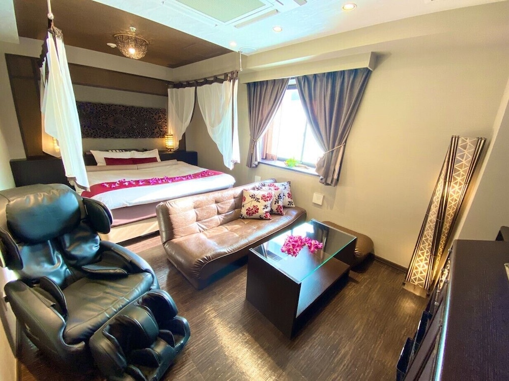 Junior Suite Twin Room, with Free All-you-can-drink Alcohol, Smoking