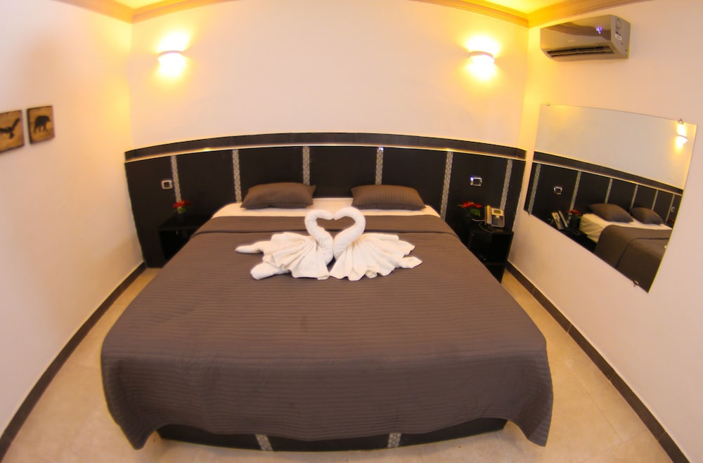 Room photo 2