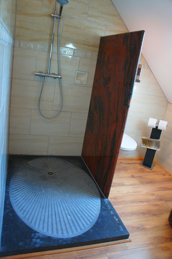 Family Suite, Ensuite, Park View (Meunier) photo 3