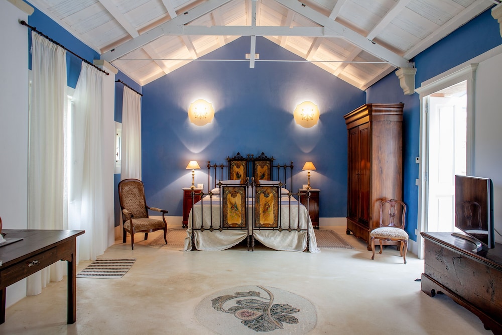 Junior Suite (Executive)