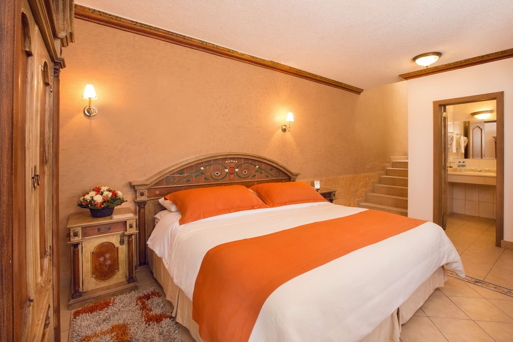 Standard Townhome, Multiple Beds, Non Smoking, Balcony photo 2