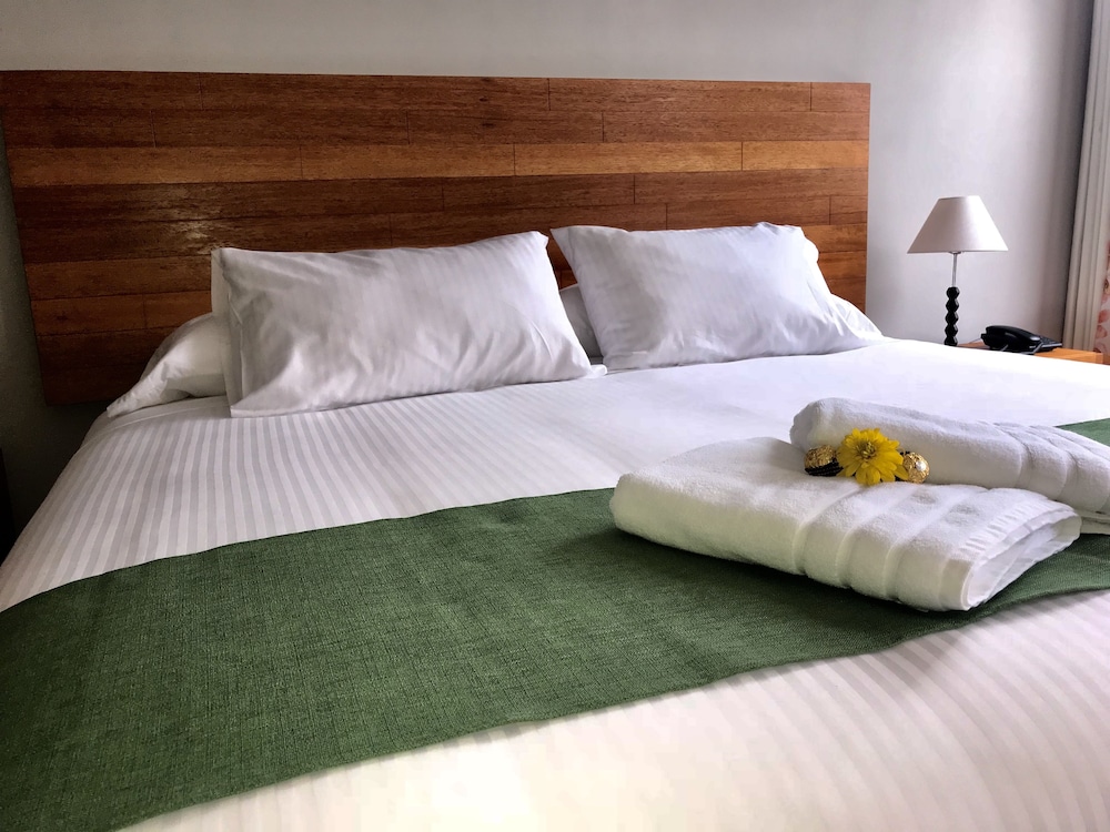 Deluxe Room, 1 Bedroom photo 2