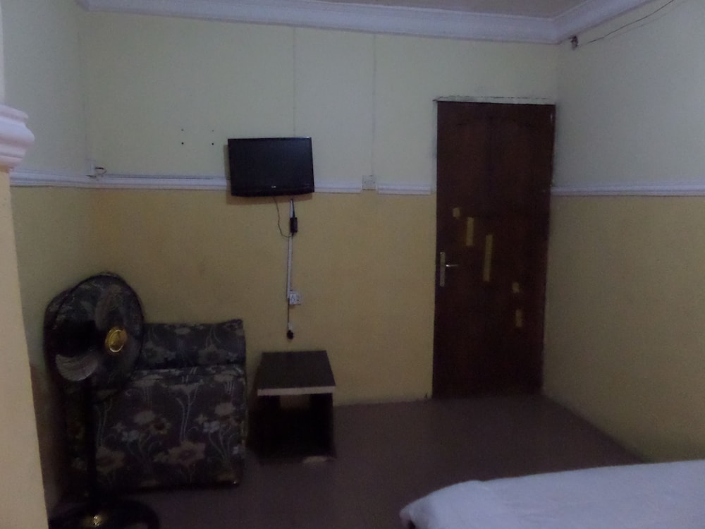 Standard Room photo 3